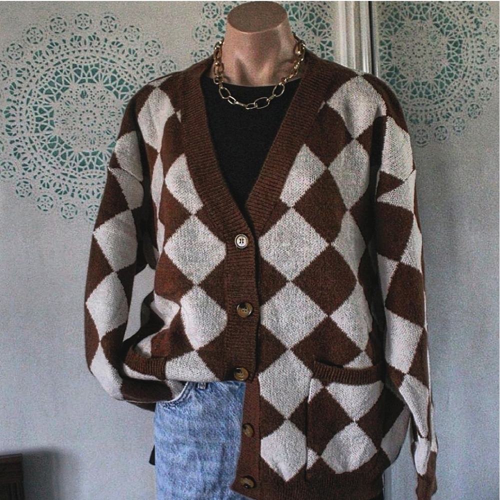 🆕️The kendi// Brown checkered Cardigan - Picture 3 of 4